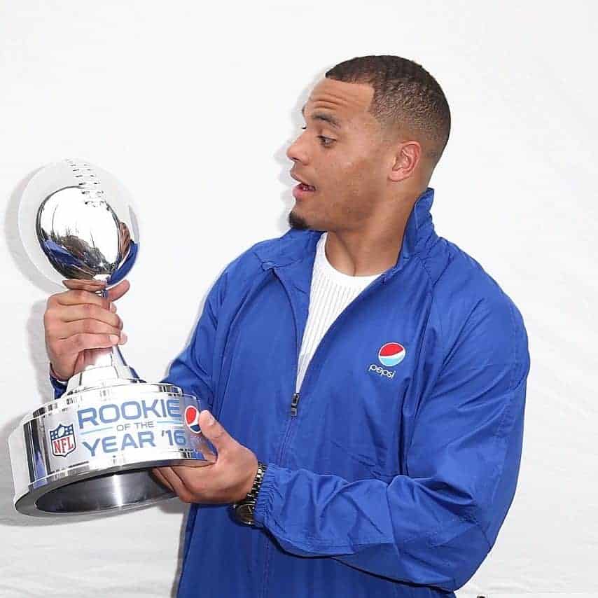 Famous Dak Prescott Haircut