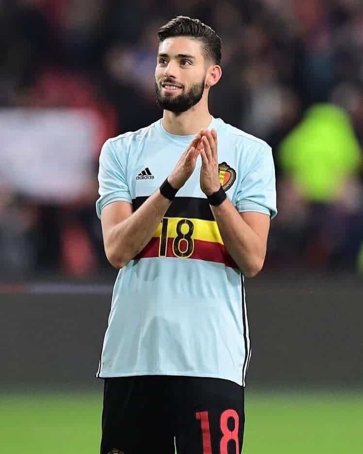 Top Yannick Carrasco Haircut