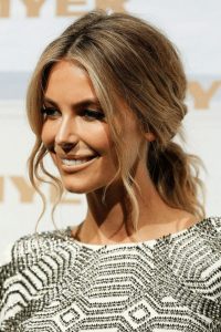 Female Hairstyles for Shoulder Length Hair