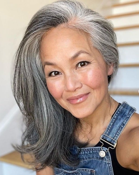 women with gray hair 2022