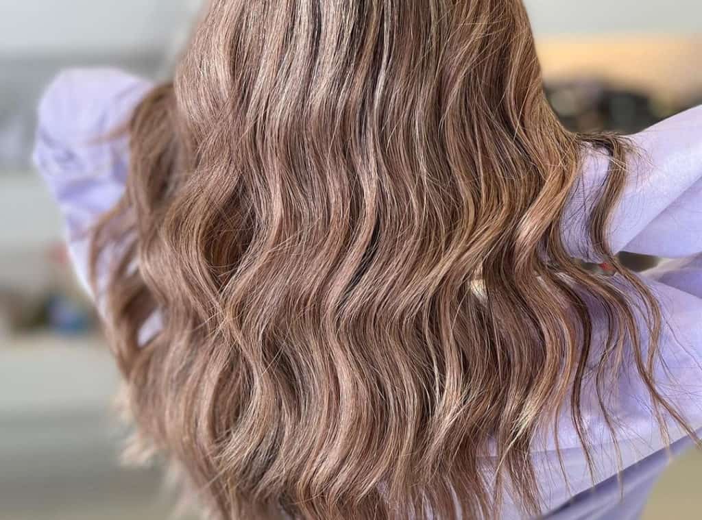 Cool idea with blonde balayage for Asian hair