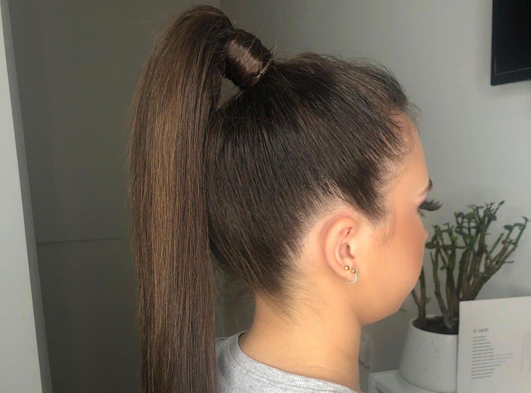 girl with a brown cheer ponytail
