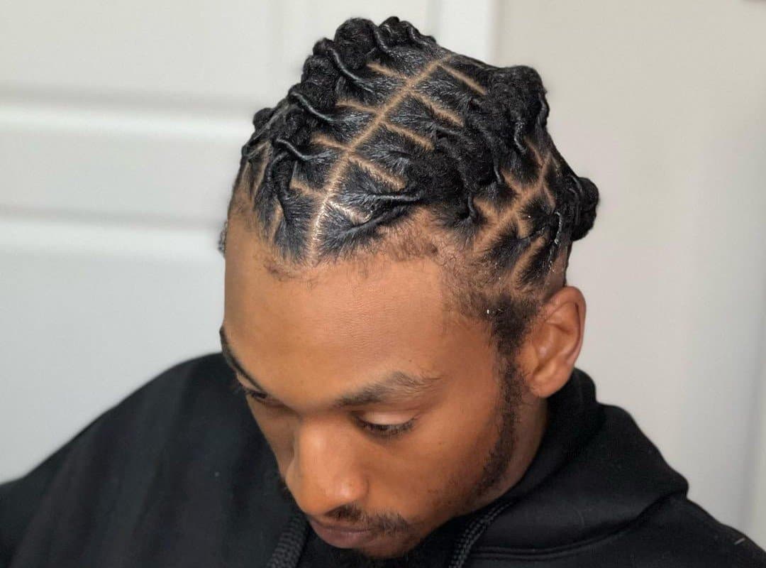 man with polo g Twists